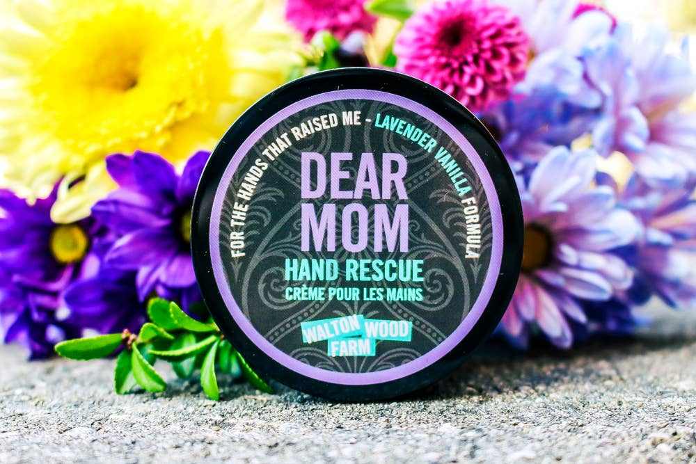 Hand Rescue - Dear Mom 4 ozThe hands that raised you deserve the best. Show some appreciation to the woman who put up with years of mis-behaviour with this calming blend of lavender and vanill